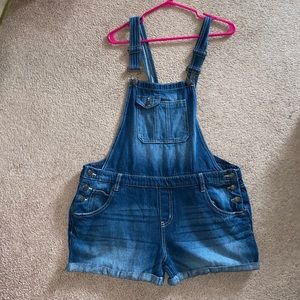 Blue jean, overall shorts